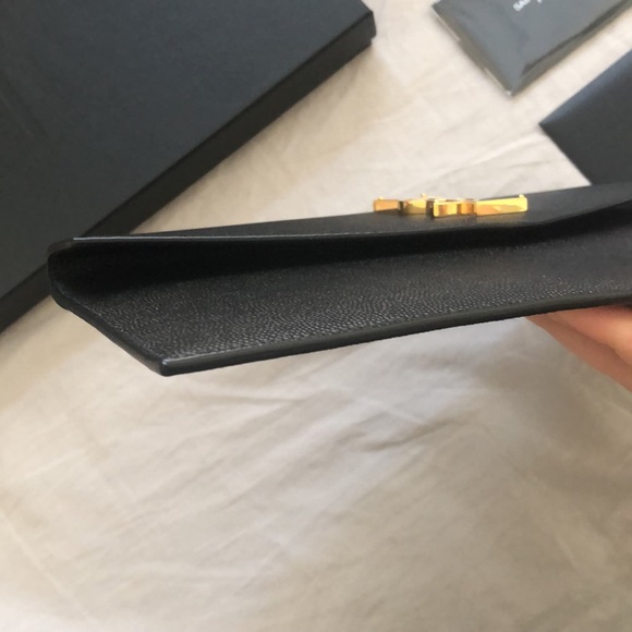 SOLD YSL Uptown Pouch pebbled leather black with gold hardware - Picture 3 of 7